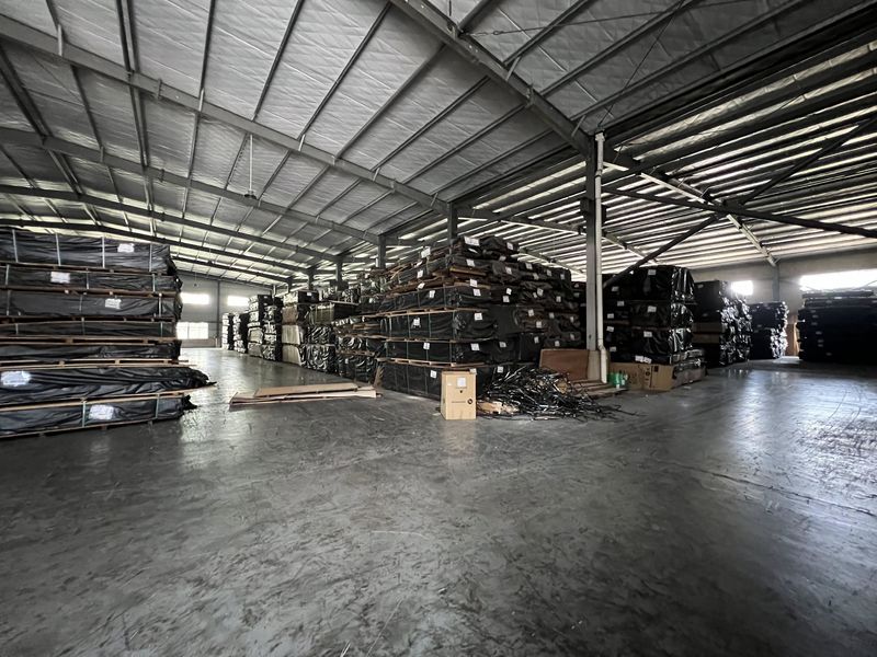 Dongguan Lingfeng Wood Industry Co., Ltd. γραμμή παραγωγής του κατασκευαστή